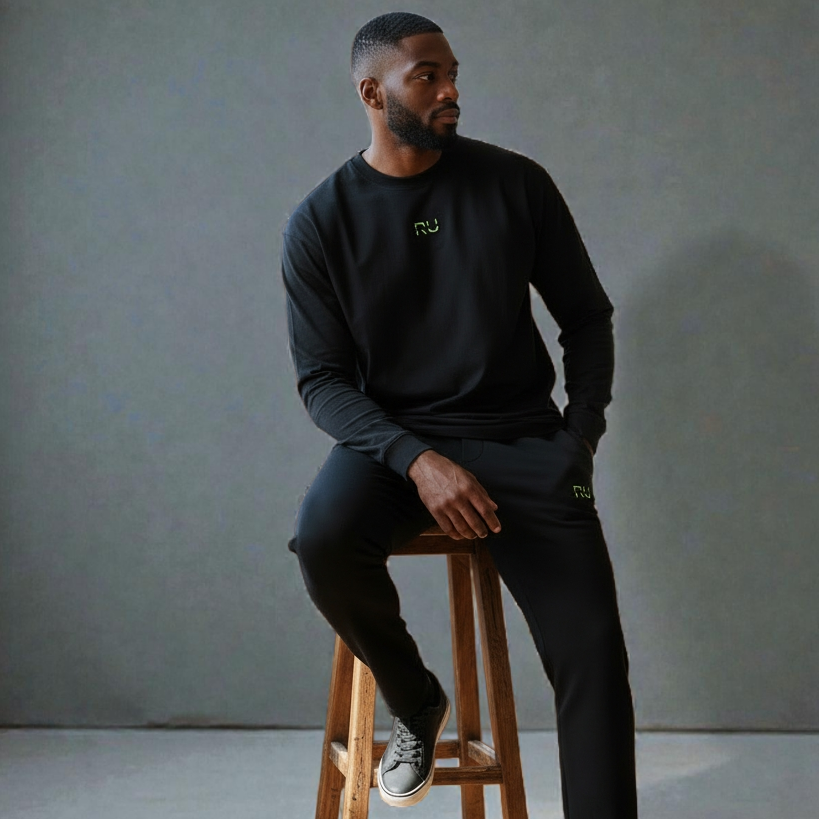 Crewneck Long-Sleeve T-Shirt – Reunion Essential
